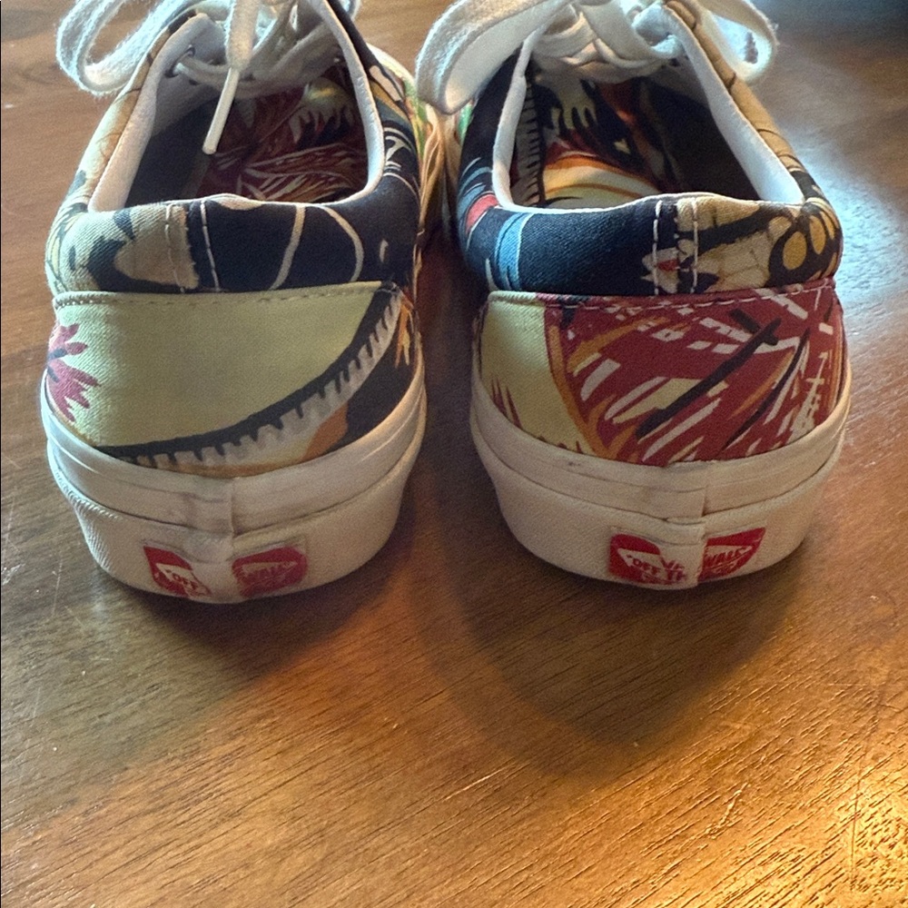 Vans Multicolor Floral Canvas Shoes - Picture 4 of 7